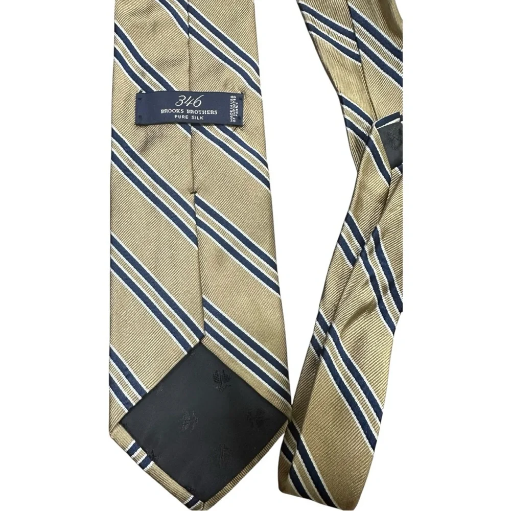 Brooks Brothers 346 100% Pure Silk Tie Gold And Navy‎ Blue Striped